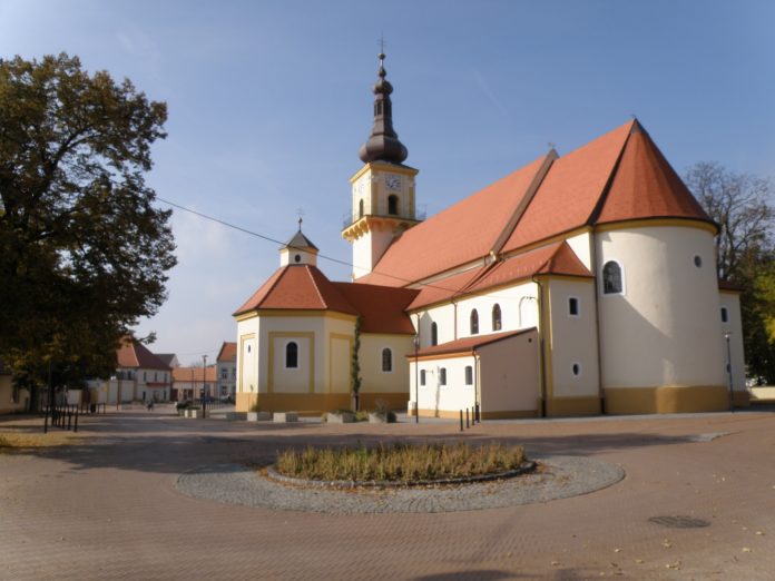 3-Stupava - kostol sv. Stefana zozadu