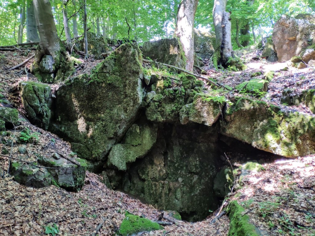 Jaskyňa Studničky
