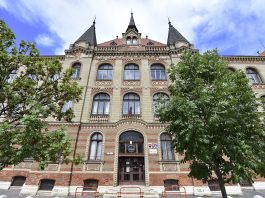 Kvíz: Poznáte stredné školy v Bratislavskom kraji? Budova "Fajnorky" je chránená pamiatka a je významnou súčasťou histórie školstva v našej župe.