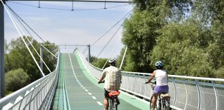 Cyklomost Slobody je most vedúci ponad rieku Morava, ktorý spája slovenský a rakúsky breh a vytvára tak prepojenie už existujúcich cyklotrás. Vznikol v rámci Programu cezhraničnej spolupráce Slovenská republika – Rakúsko 2007-2013.