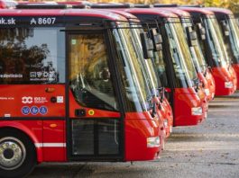 Vo štvrtok 29. a v piatok 30. októbra budú mestské a regionálne autobusy ARRIVA premávať podľa prázdninových cestovných poriadkov
