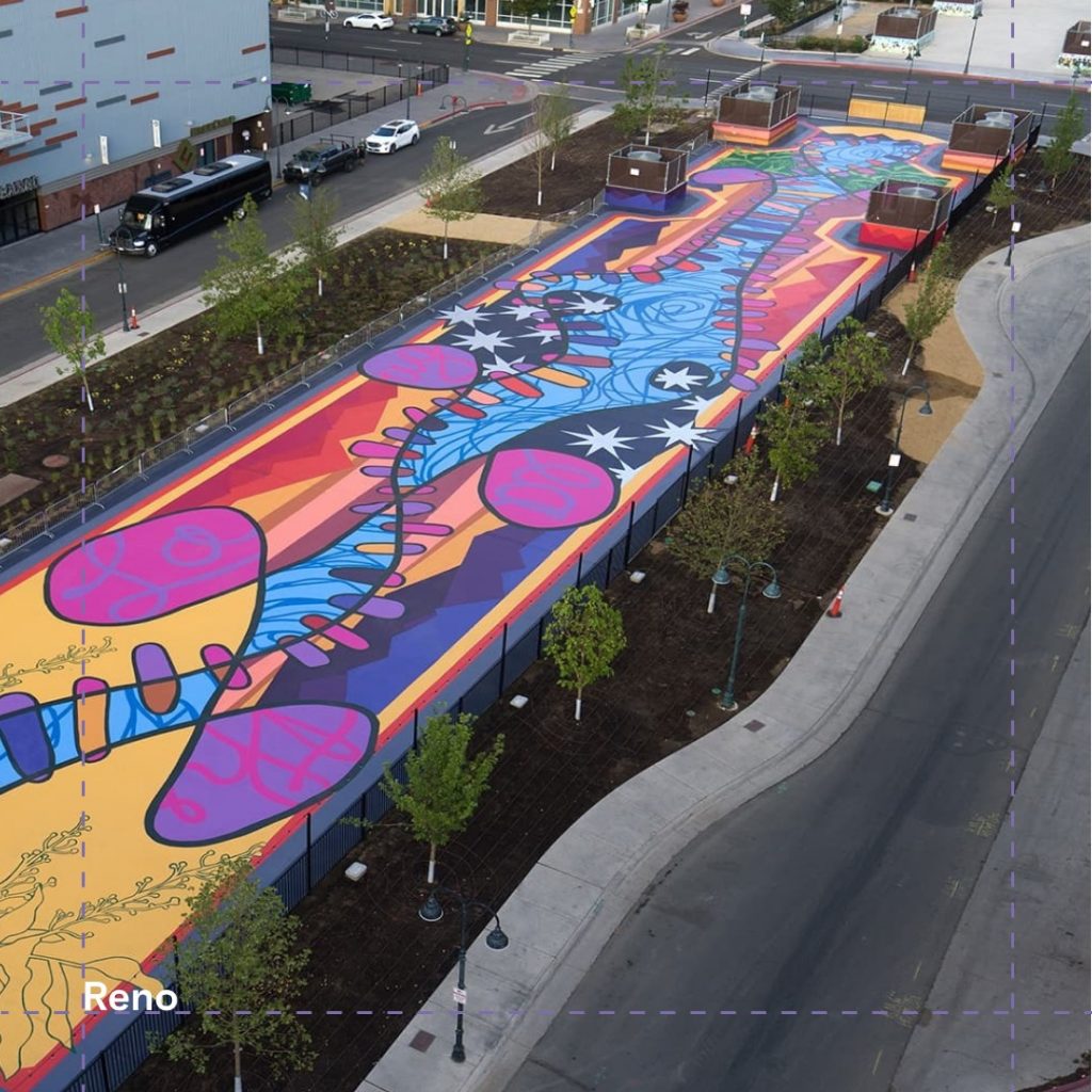 Ukážka umelecky orientovaného taktického urbanizmu, ktorý vznikol v rámci iniciatívy Asphalt Art neziskovej organizácie Bloomberg Philanthropies