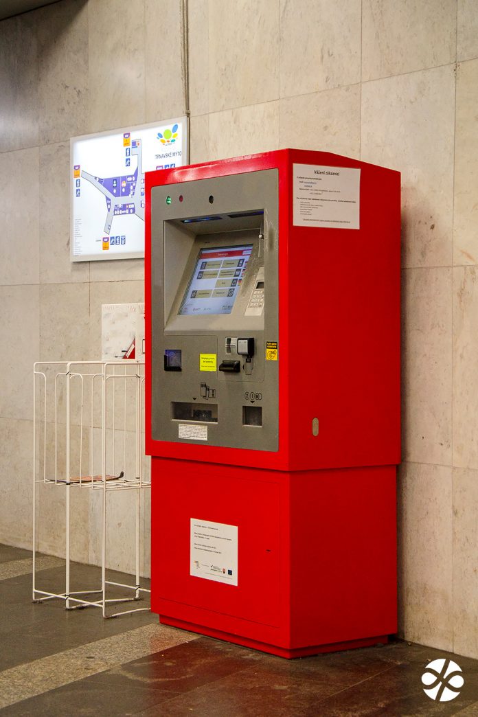 Tieto automaty budú v najbližších dňoch označené informáciami o náhradných spôsoboch kúpy CL.