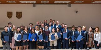 Mládežnícky parlament Bratislavského samosprávneho kraja začal oficiálne svoju činnosť