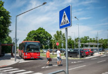 Prestupný terminál a záchytné parkovisko Veľké Leváre