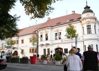Malokarpatské múzeum v Pezinku pozýva na výstavu Najstaršie remeslo?