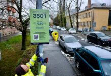 Platby za parkovanie formou SMS chce Bratislava spustiť najneskôr v druhom kvartáli