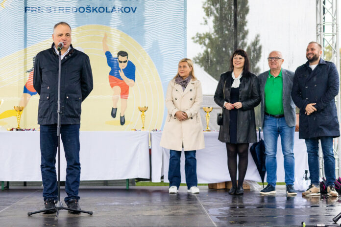 Bratislavský samosprávny kraj zorganizoval 5. ročník Župného športového dňa pre stredoškolákov