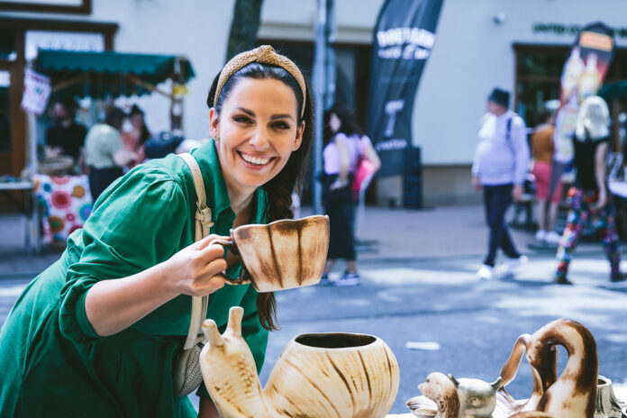 Do srdca Malých Karpát opäť prichádzajú najstaršie a najväčšie keramické trhy v Malokarpatsku - Keramické trhy Pezinok