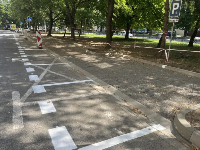 Hlavná ulica v Stupave dostáva nové parkovacie možnosti