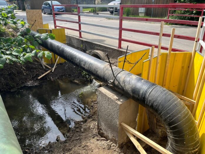 Stupava obnovuje most na Medzipotočnej ulici po povodniach