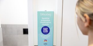 Osem škôl Bratislavského kraja dostane menštruačné potreby zadarmo