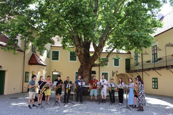 531551737_122186166560363857_160535972746389490_n