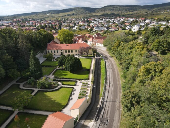 Revitalizácia cesty v Modre