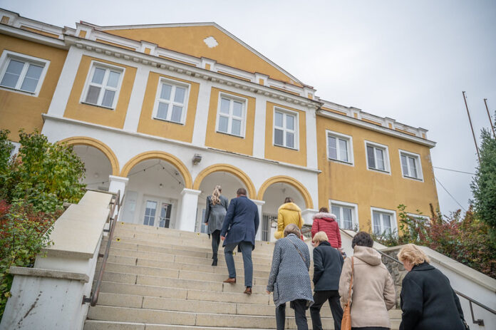 54874972305_df69322e02_c