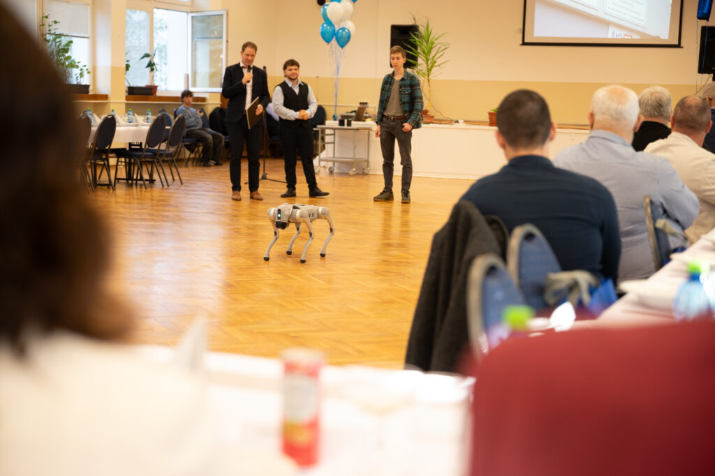 Stredná odborná škola IT Hlinícka Bratislava