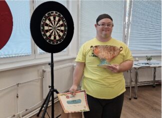 II. ročník šípkového turnaja zariadení sociálnych služieb BSK priniesol skvelú atmosféru aj putovný pohár