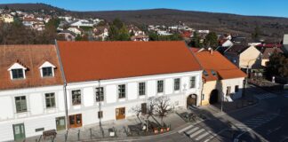 Koloničova kúria v Rači. Foto: Michal Feik