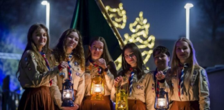 Betlehemské svetlo dorazilo na Slovensko