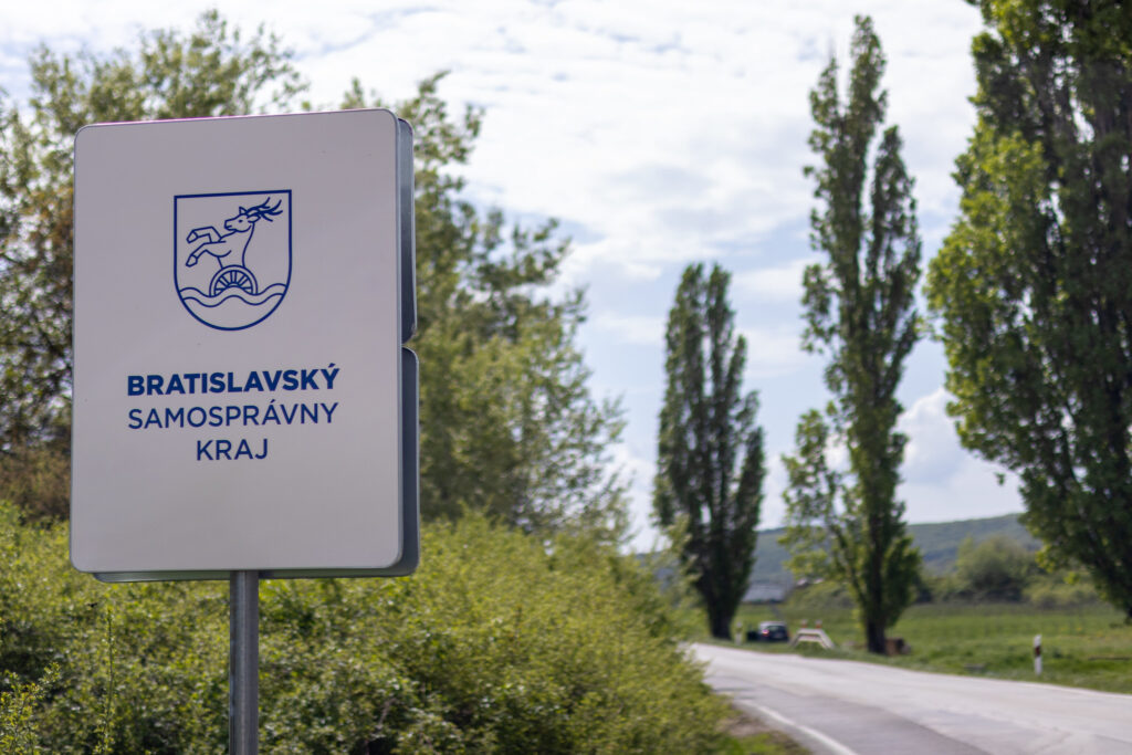 Vymenené tabule na hraniciach krajov