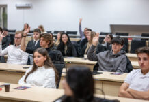 Na župe sa uskutočnilo stretnutie zástupcov školských parlamentov stredných škôl Bratislavského kraja
