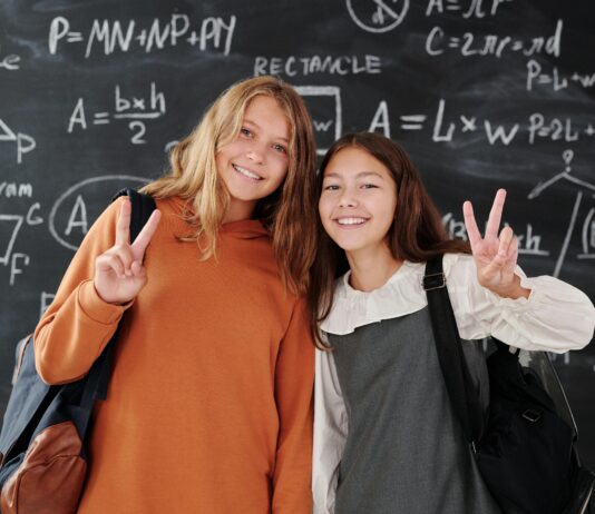 Termín podávania prihlášok na strednú školu je 20. februára 2026. Bratislavský kraj vsadil na moderné a odborné školy Termín podávania prihlášok na strednú školu je 20. februára 2026. Bratislavský kraj vsadil na moderné a odborné školy