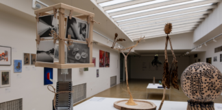 Výstavný priestor s vybranými dielami.