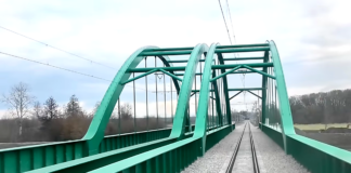 Železničný most cez rieku Moravu