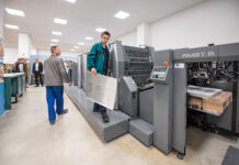 Stredná odborná škola polygrafická v Rači prechádza veľkou modernizáciou. Druhá etapa je v plnom prúde, vznikne tu prestrešené átrium 