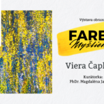 Nová výstava Farby myšlienok. Výber z tvorby Viery Čapkovej Žlto-modrý obraz s textom Farby myšlienok.