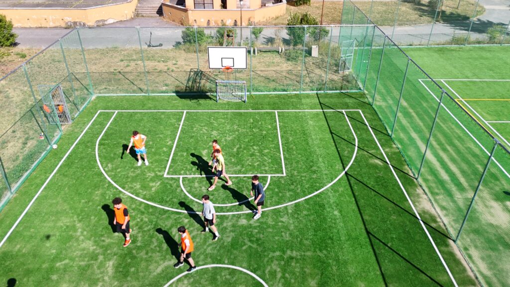 Polygrafická škola v Rači