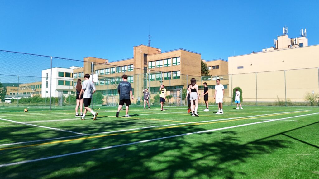 Polygrafická škola v Rači