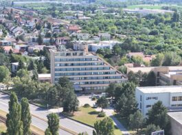 Polygrafická škola v Rači