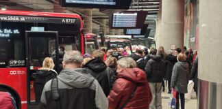 Aktuálny stav na Autobusovej stanicy Nivy (marec 2026)