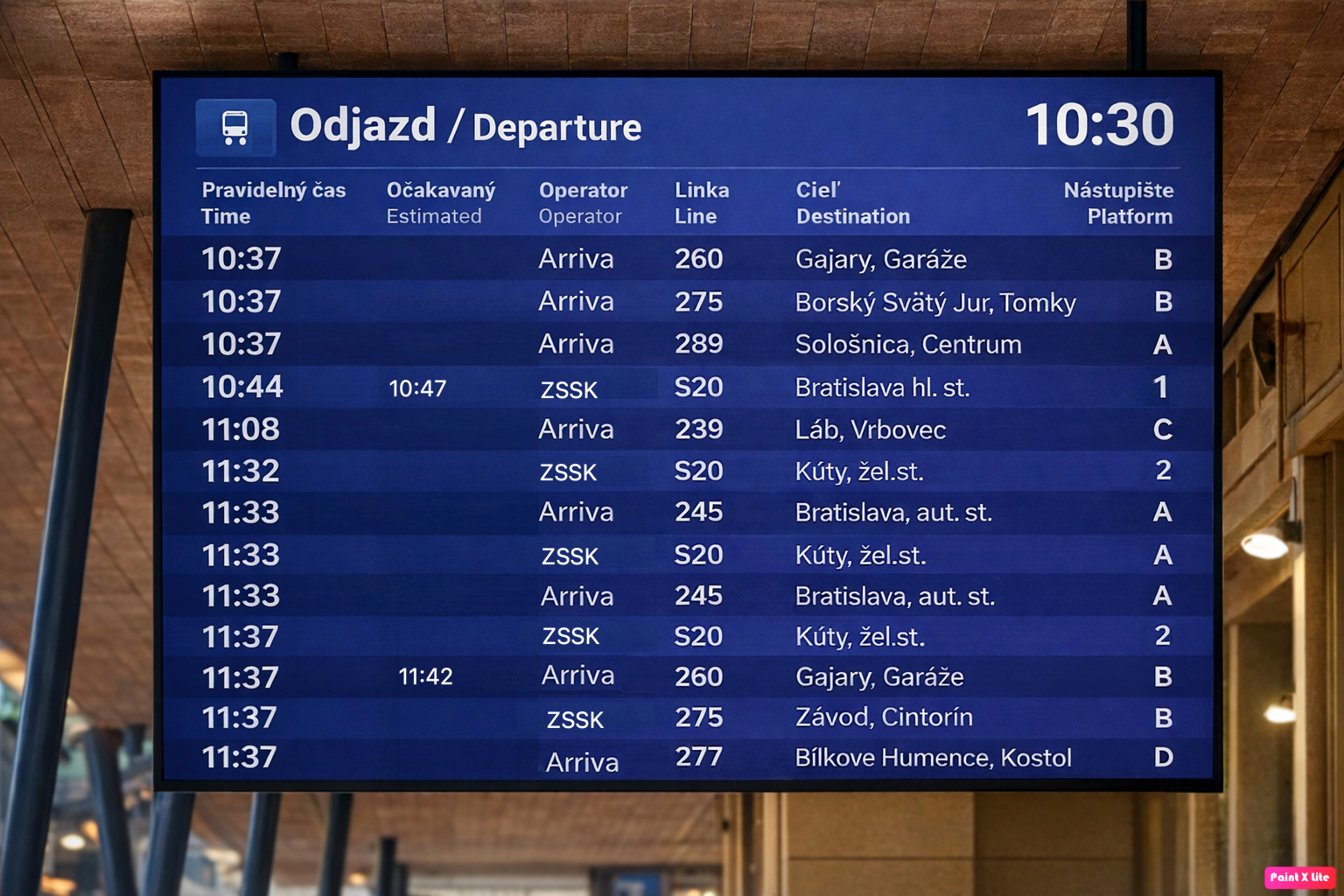 V Bratislavskom kraji pribudne viac ako stovka nových elektronických tabúľ s reálnymi odchodmi spojov. Zhruba takto by mali vyzerať.