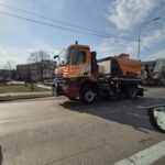 Župní cestári prechádzajú na jarný režim. Technika už čistí cesty v Malackách