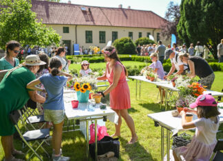 Tvorivá dielňa v záhrade kaštieľa Modra