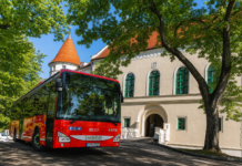 Návštevníkov festivalu Víno pod hviezdami odvezie posilová doprava ARRIVA
