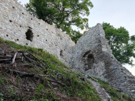 Hrad Biely Kameň