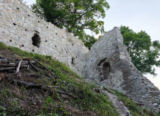 Hrad Biely Kameň